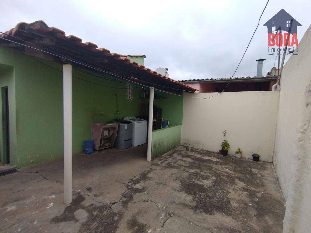 Casa à venda com 2 quartos, 100m² - Foto 6