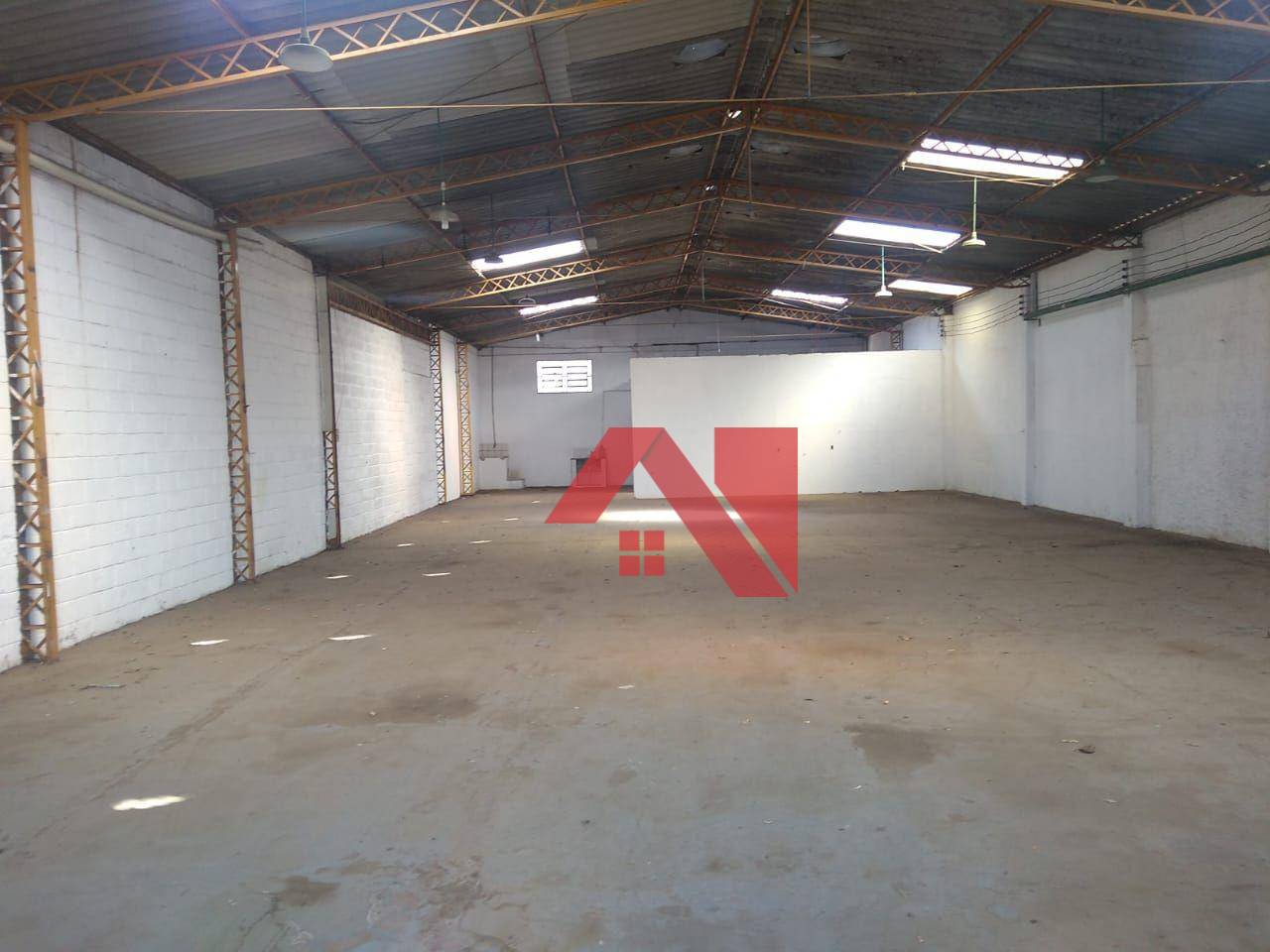 Depósito-Galpão-Armazém para alugar, 370m² - Foto 8