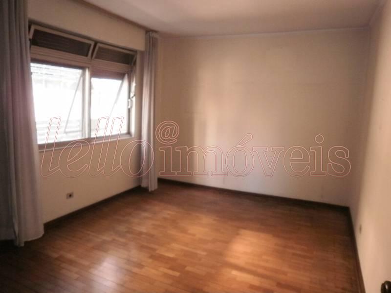 Apartamento para alugar com 3 quartos, 180m² - Foto 9