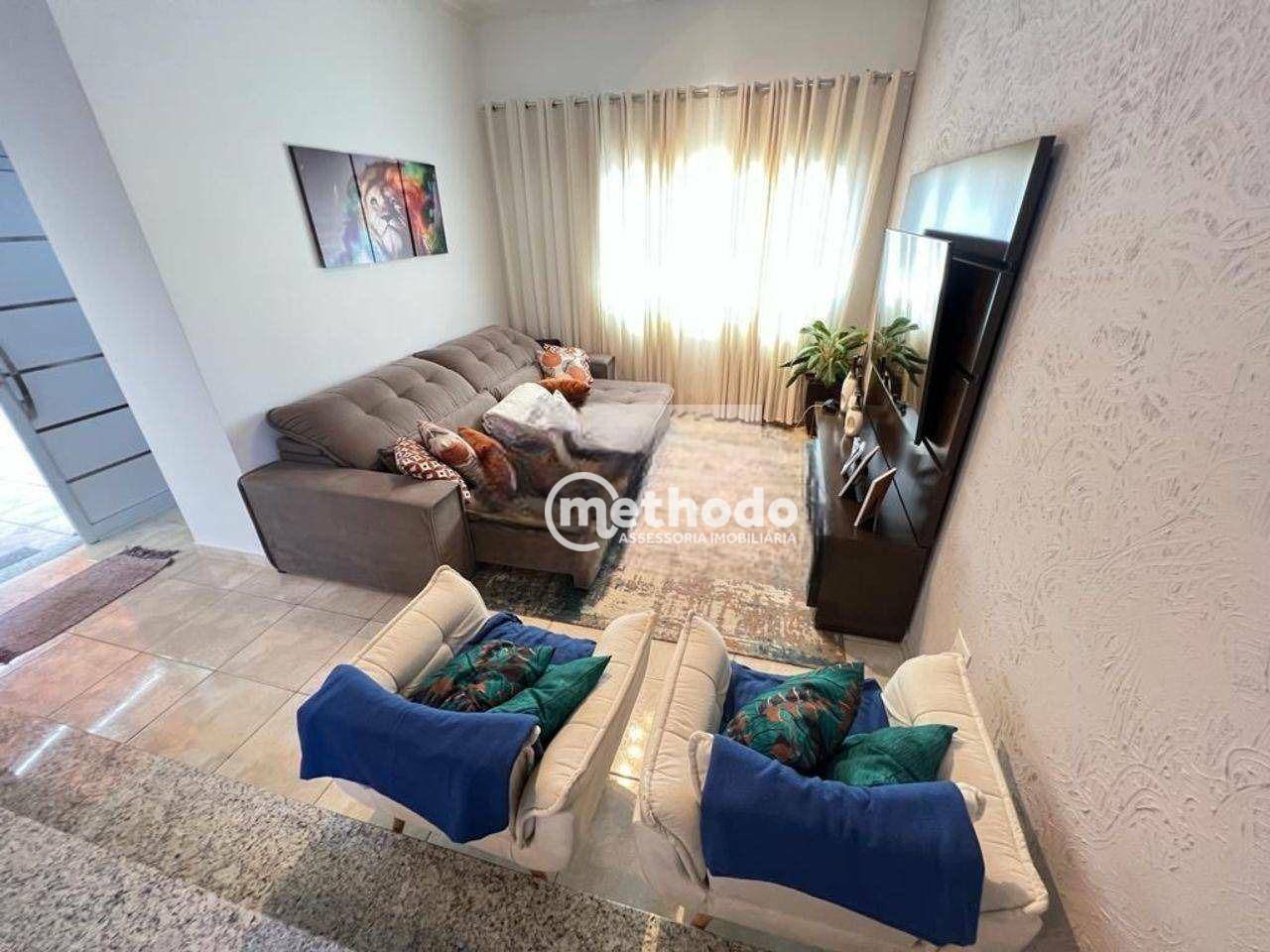 Casa à venda com 3 quartos, 250m² - Foto 3