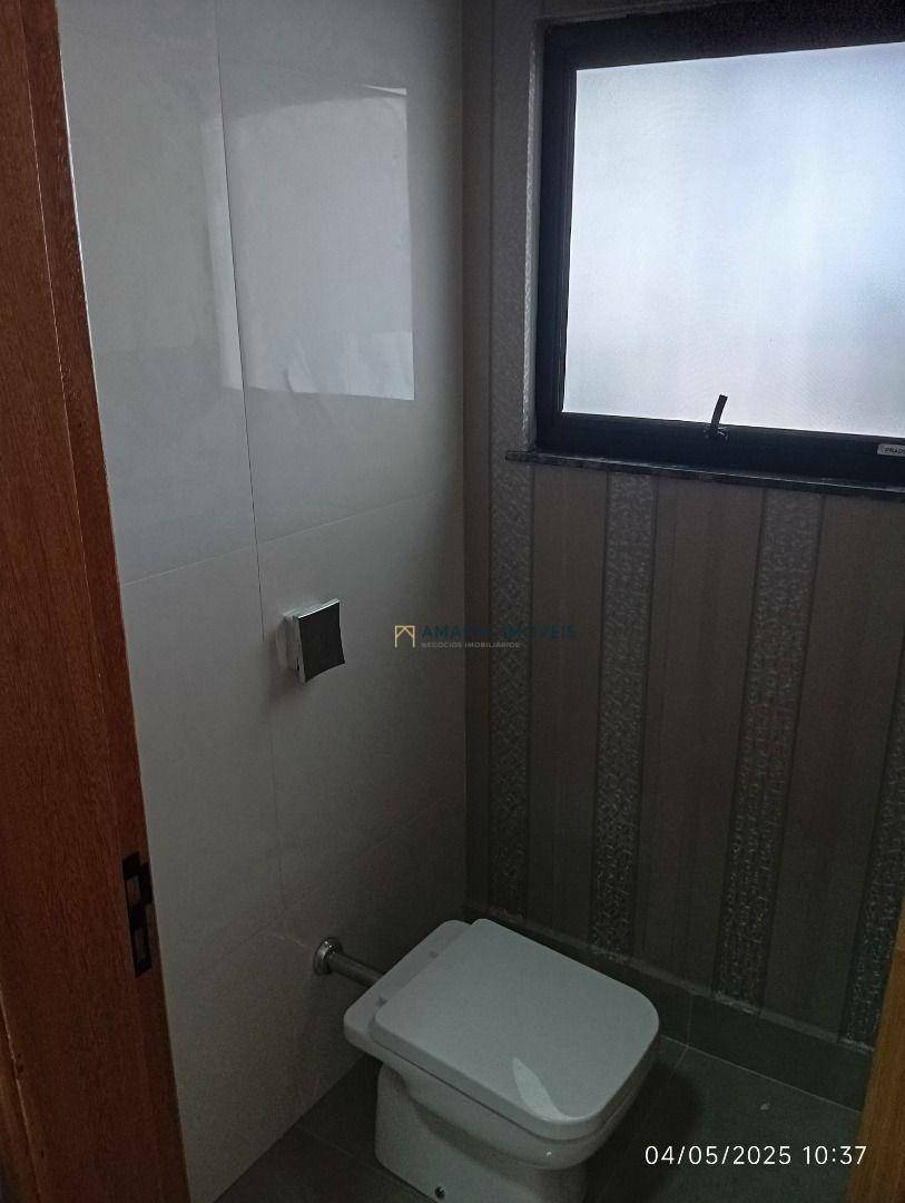 Sobrado à venda com 4 quartos, 200m² - Foto 11