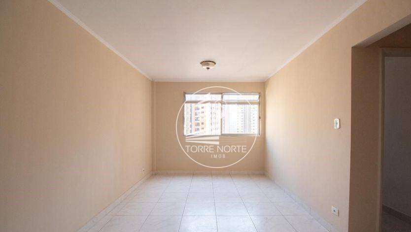 Apartamento à venda com 3 quartos, 67m² - Foto 1