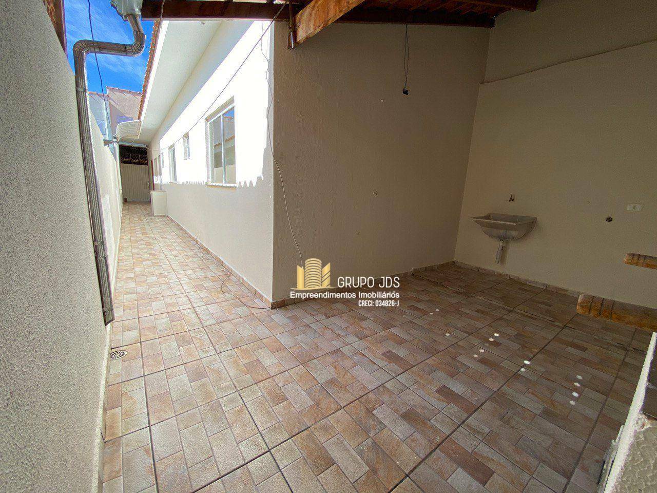 Casa à venda com 2 quartos, 103m² - Foto 16