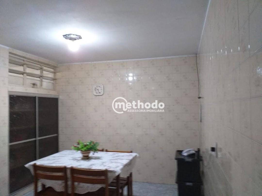 Casa à venda com 3 quartos, 200m² - Foto 26