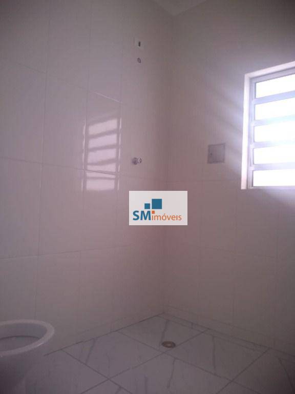 Casa para alugar com 2 quartos, 55m² - Foto 8