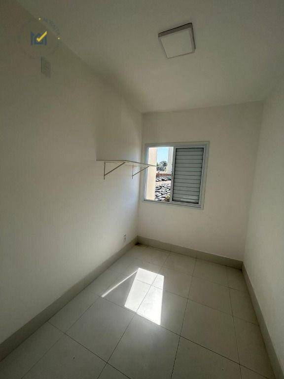 Apartamento para alugar com 3 quartos, 65m² - Foto 7