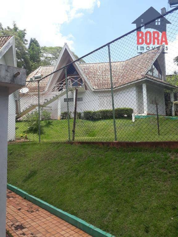 Casa de Condomínio à venda com 5 quartos, 555m² - Foto 2