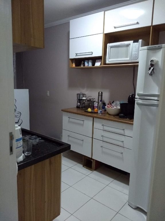 Apartamento à venda com 2 quartos, 50m² - Foto 7