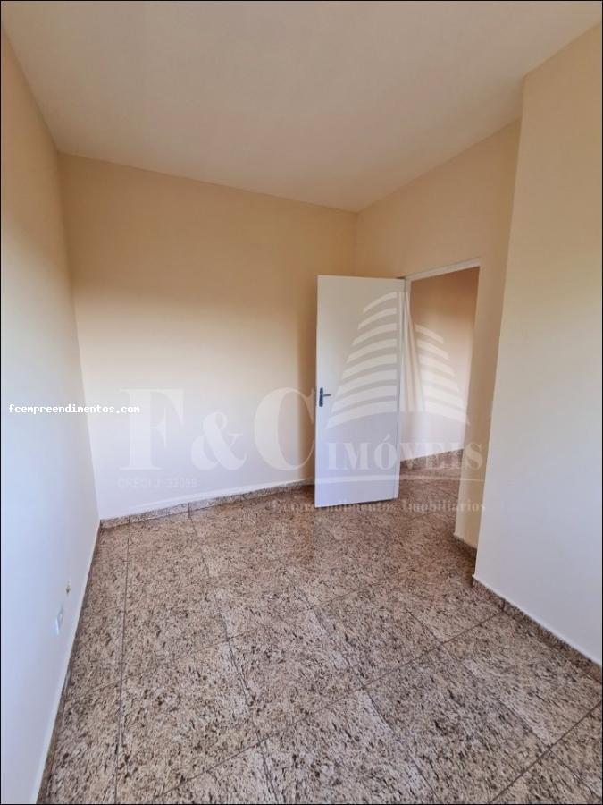 Apartamento à venda com 2 quartos, 42m² - Foto 16