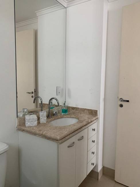 Apartamento à venda com 3 quartos, 130m² - Foto 16