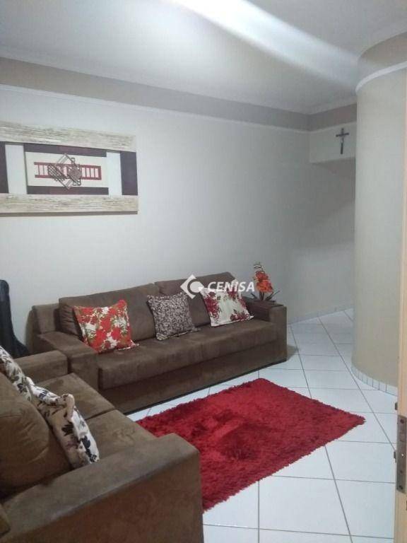 Casa à venda com 3 quartos, 170m² - Foto 3