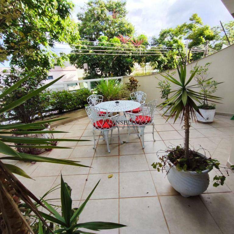 Sobrado à venda com 3 quartos, 264m² - Foto 6