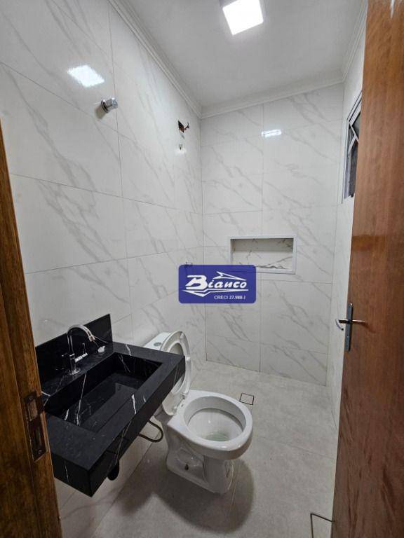 Casa à venda com 3 quartos, 85m² - Foto 11