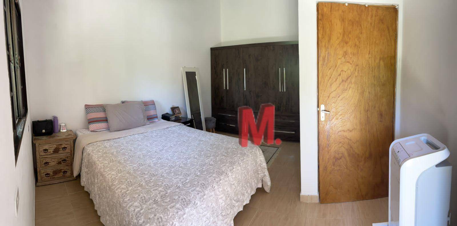 Chácara à venda com 5 quartos, 226m² - Foto 30