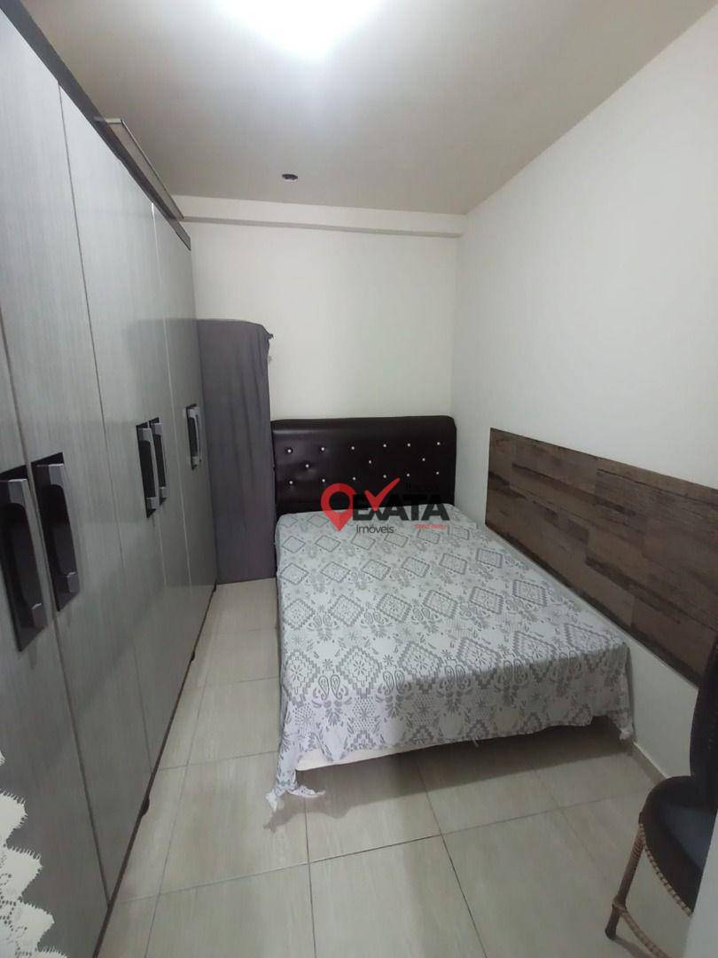 Sobrado à venda com 9 quartos, 300m² - Foto 14