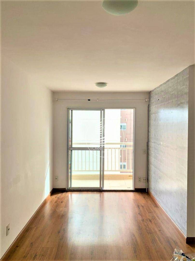 Apartamento à venda com 2 quartos, 56m² - Foto 4