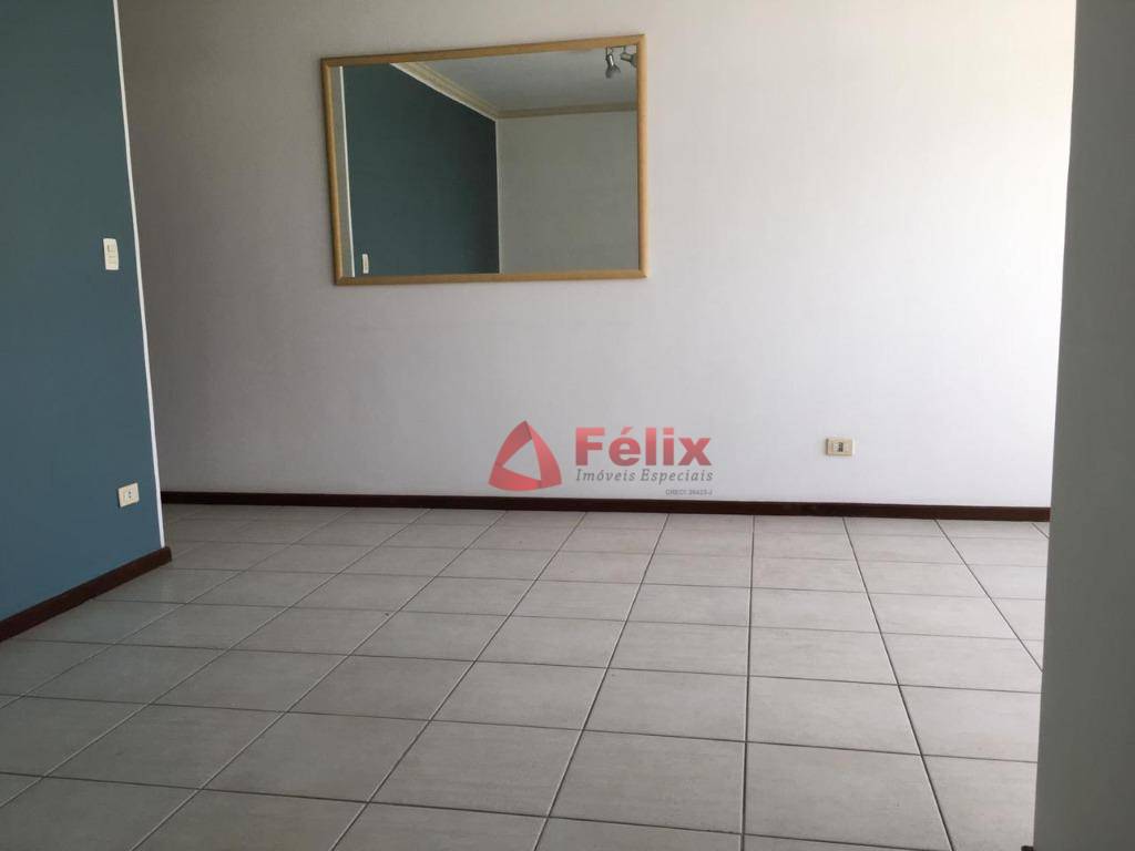 Apartamento à venda com 3 quartos, 90m² - Foto 6