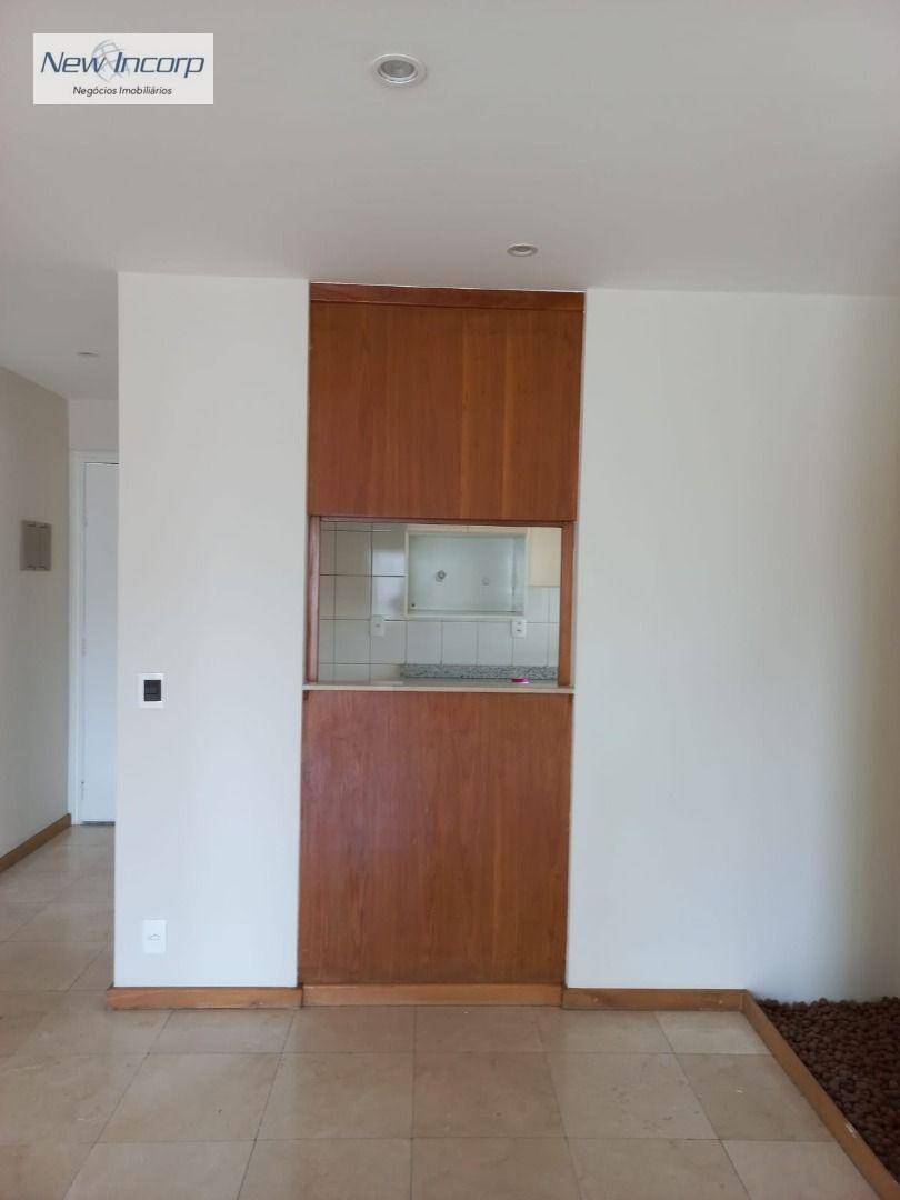 Apartamento à venda com 2 quartos, 70m² - Foto 19