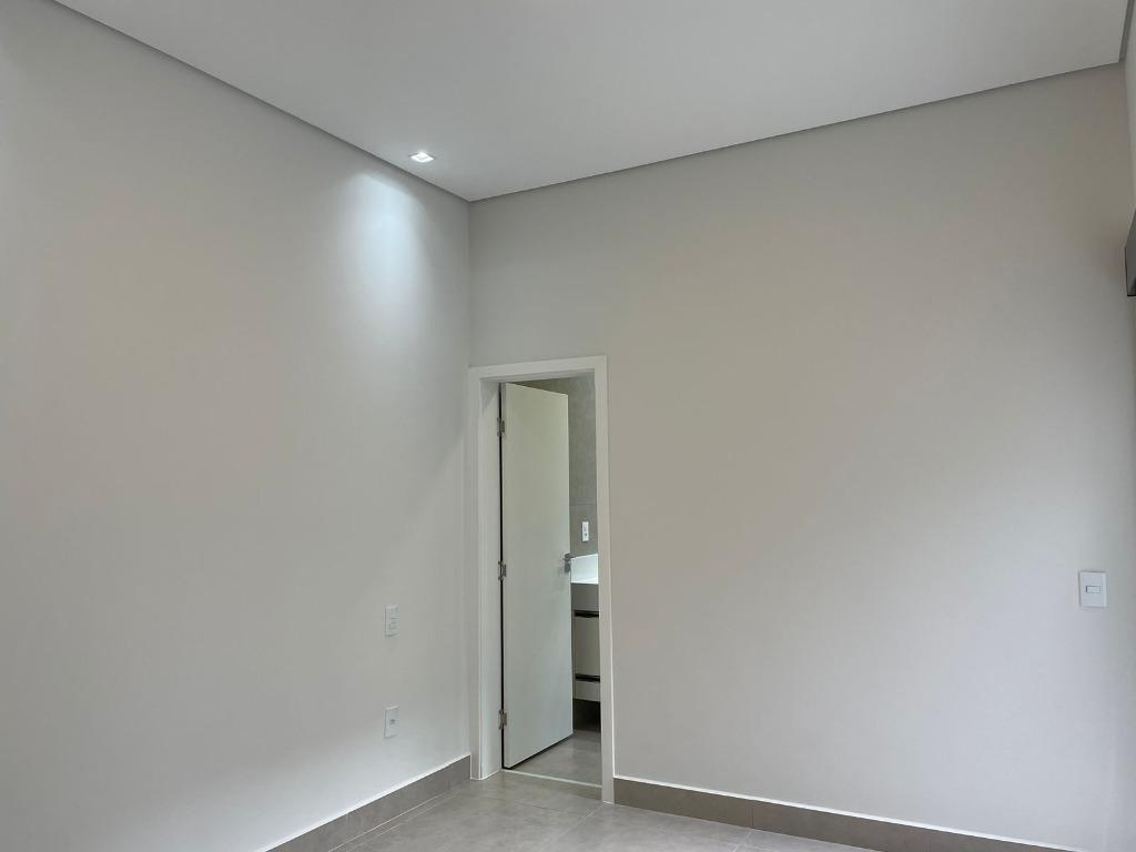 Casa à venda com 3 quartos, 135m² - Foto 14