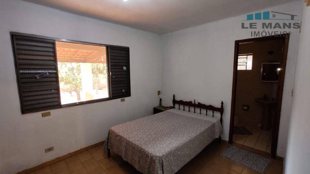 Chácara à venda com 3 quartos, 315m² - Foto 23