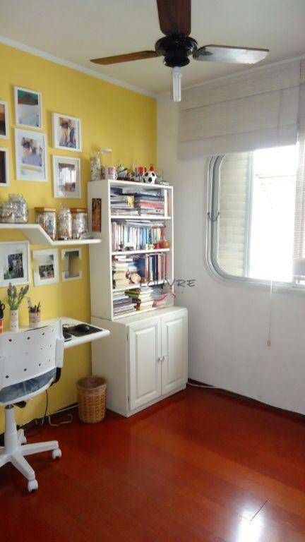 Apartamento à venda com 2 quartos, 74m² - Foto 5