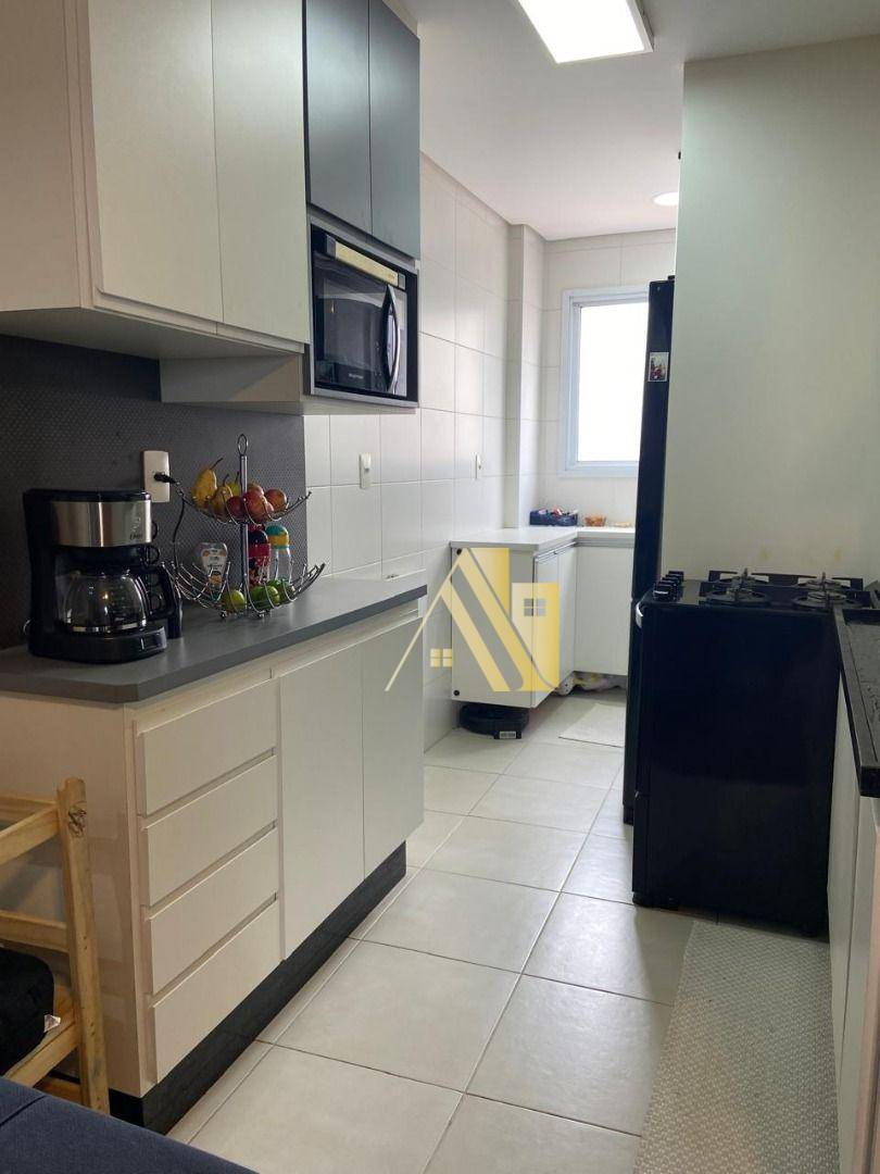 Apartamento à venda com 2 quartos, 56m² - Foto 3