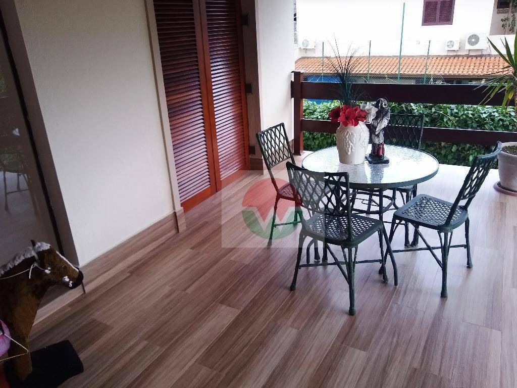 Casa de Condomínio à venda e aluguel com 5 quartos, 400m² - Foto 19