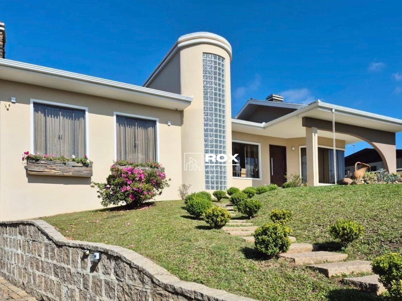 Chácara à venda com 3 quartos, 500m² - Foto 2