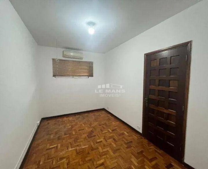 Casa para alugar com 3 quartos, 210m² - Foto 6