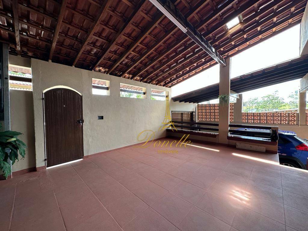 Casa à venda com 2 quartos, 225m² - Foto 5