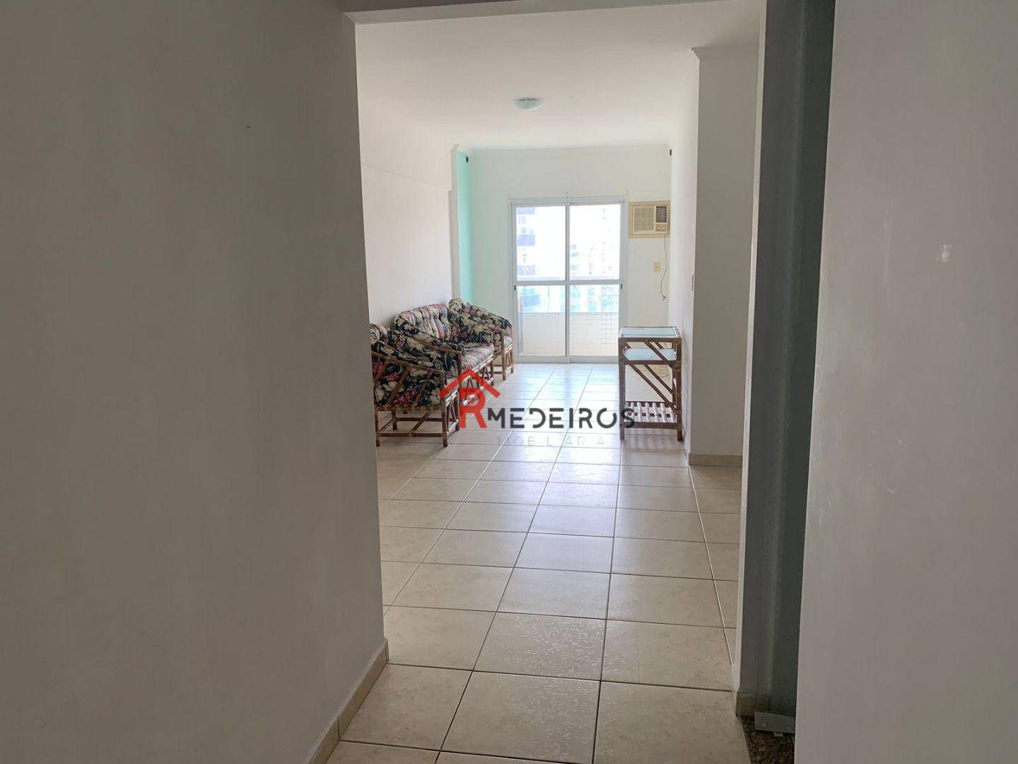 Apartamento à venda com 2 quartos, 81m² - Foto 2