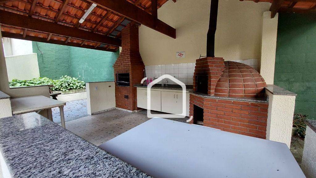 Casa de Condomínio para alugar com 3 quartos, 220m² - Foto 49