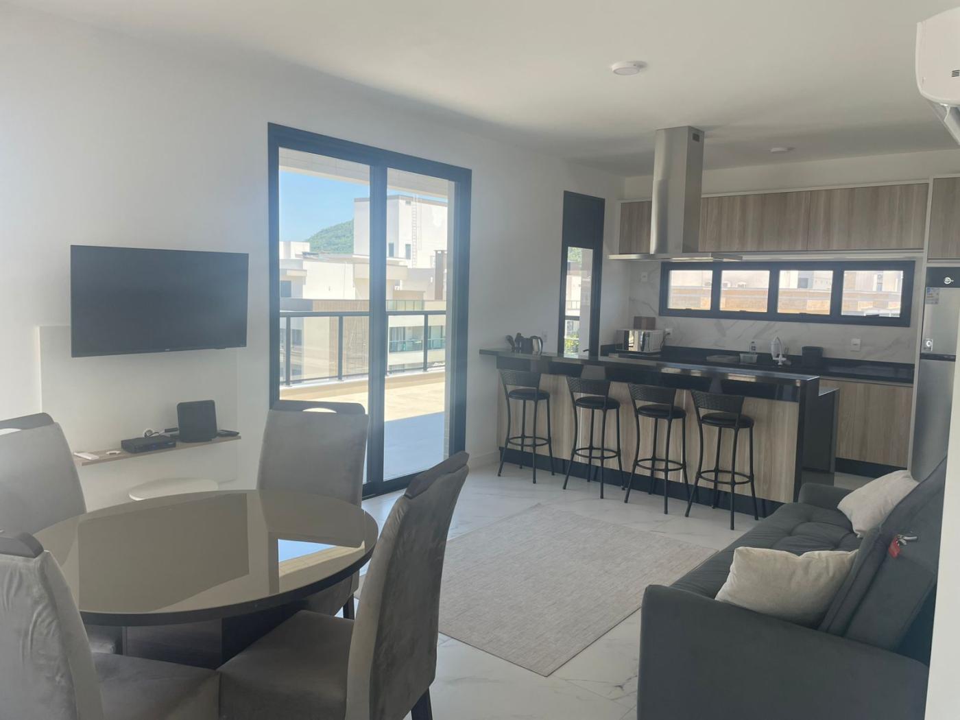 Apartamento para alugar com 2 quartos, 262m² - Foto 2