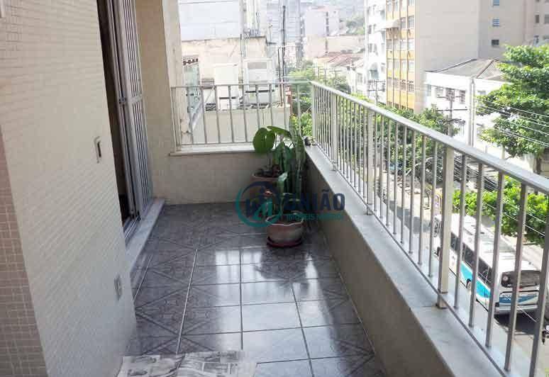 Apartamento à venda com 3 quartos, 109m² - Foto 6