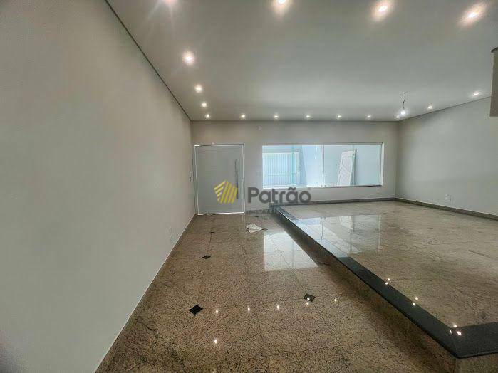 Sobrado à venda com 3 quartos, 244m² - Foto 17