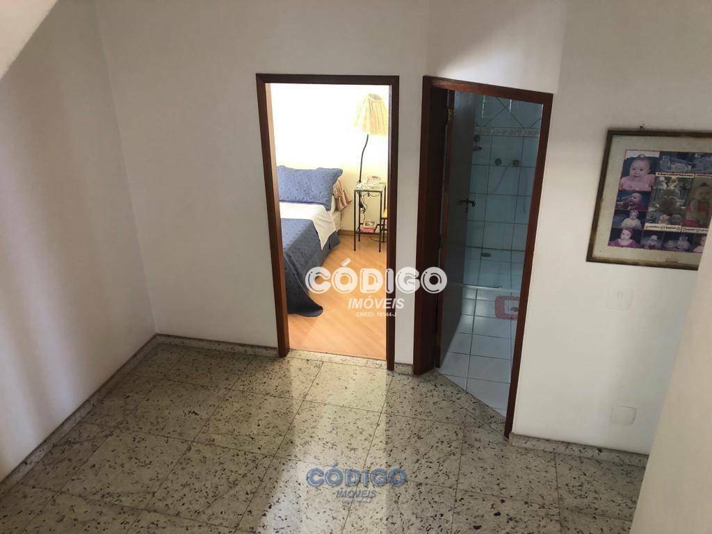 Sobrado à venda com 3 quartos, 303m² - Foto 38