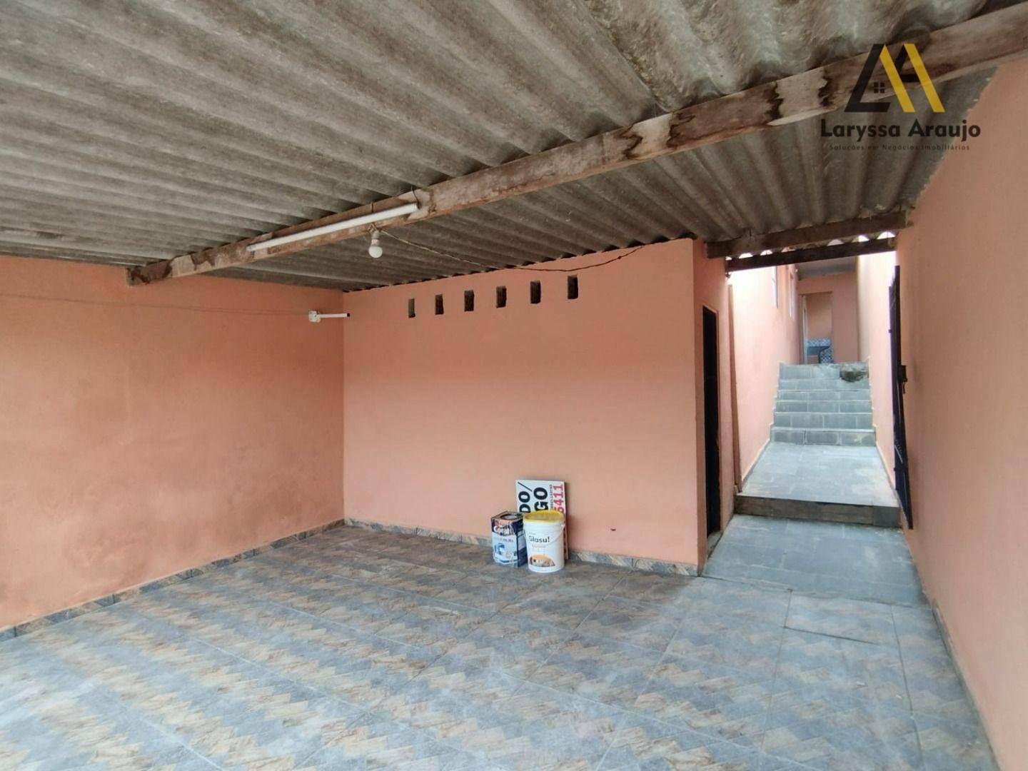 Casa à venda com 2 quartos, 60m² - Foto 2