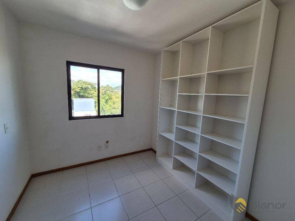 Apartamento para alugar com 2 quartos, 64m² - Foto 13