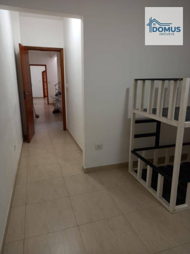 Casa à venda com 3 quartos, 240m² - Foto 11