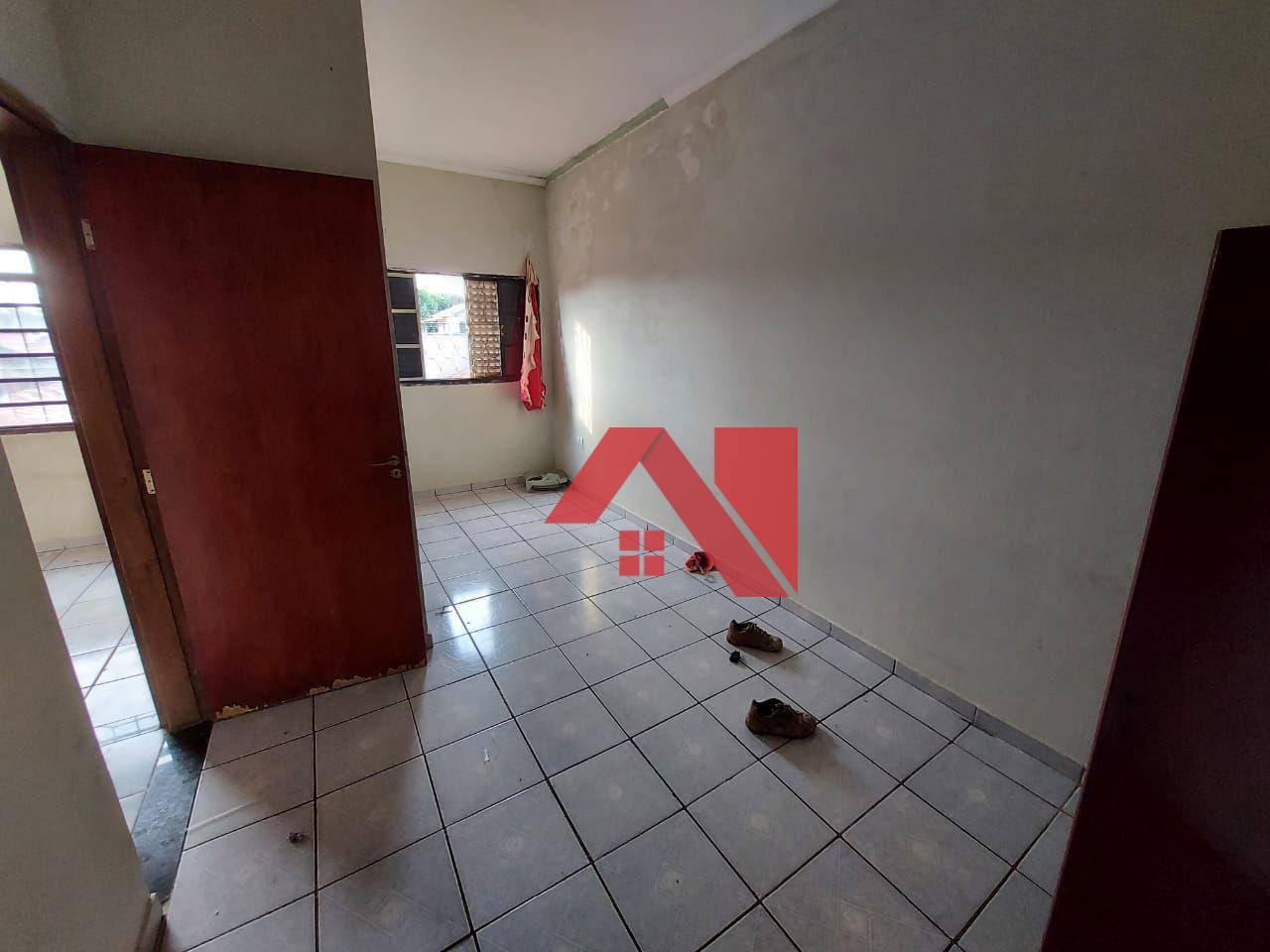 Casa à venda com 3 quartos, 200m² - Foto 13