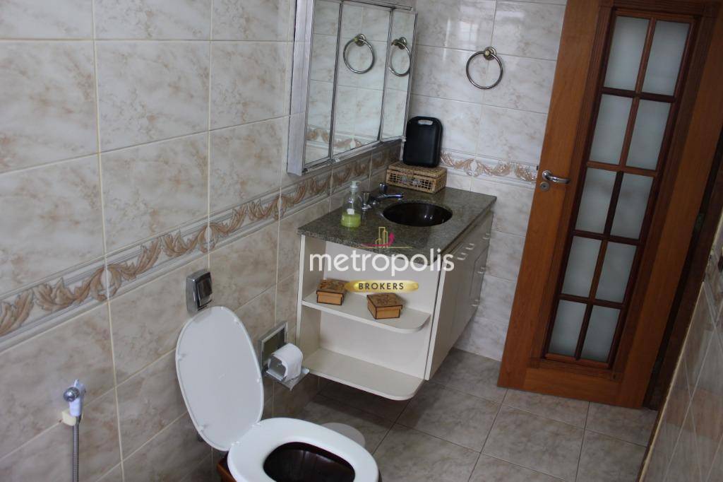 Sobrado à venda com 4 quartos, 250m² - Foto 21