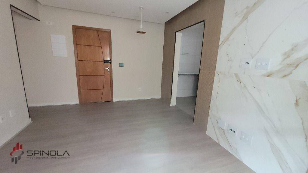 Apartamento à venda com 2 quartos, 61m² - Foto 4