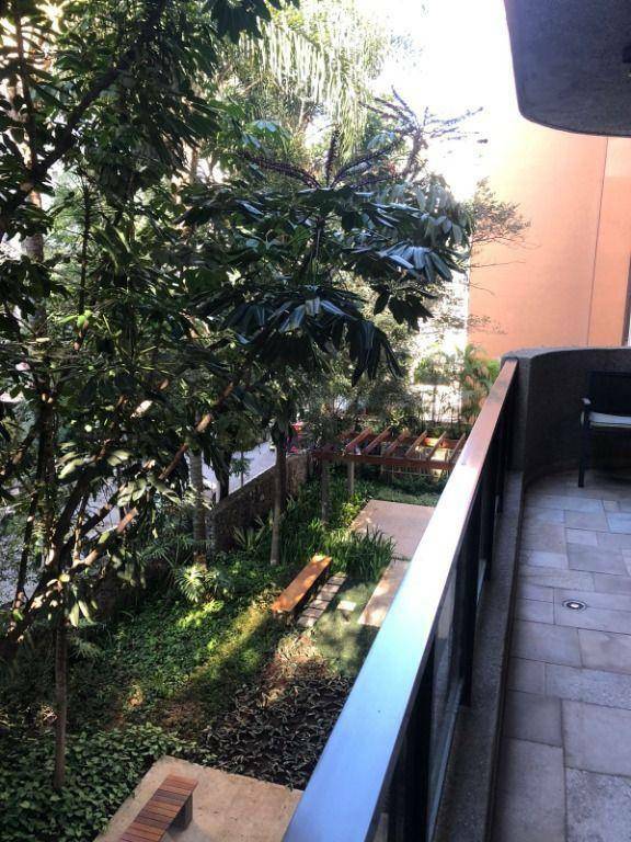 Apartamento à venda com 3 quartos, 245m² - Foto 24