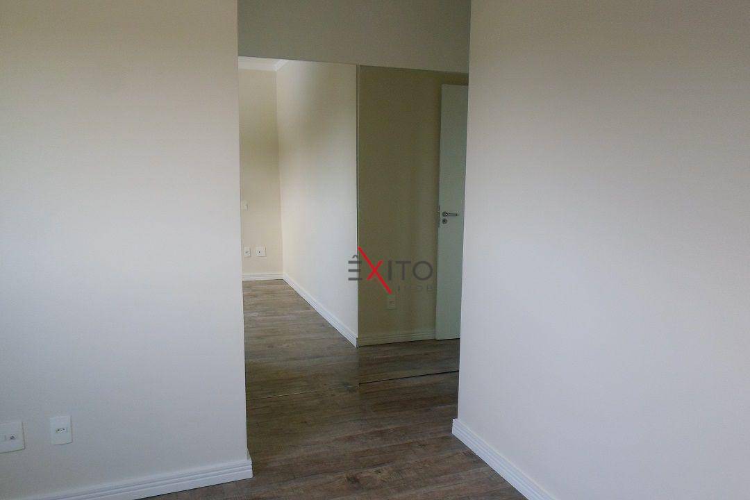 Apartamento à venda com 3 quartos, 111m² - Foto 6