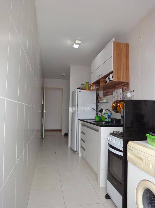 Apartamento à venda com 3 quartos, 84m² - Foto 17