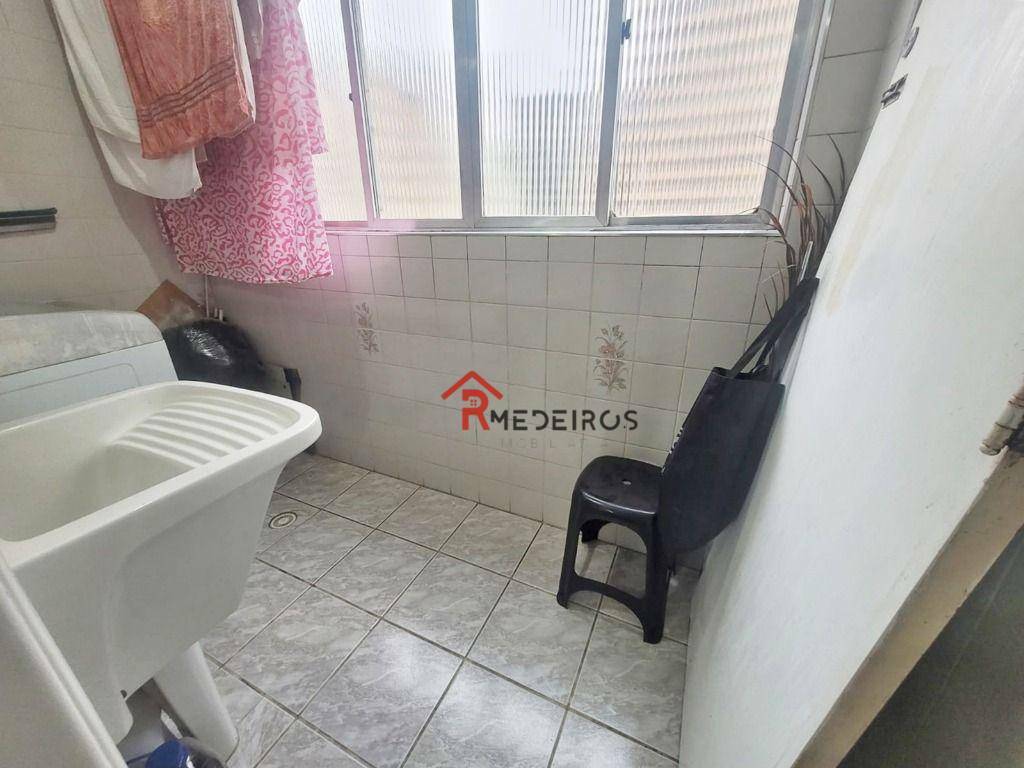 Apartamento à venda com 2 quartos, 72m² - Foto 9