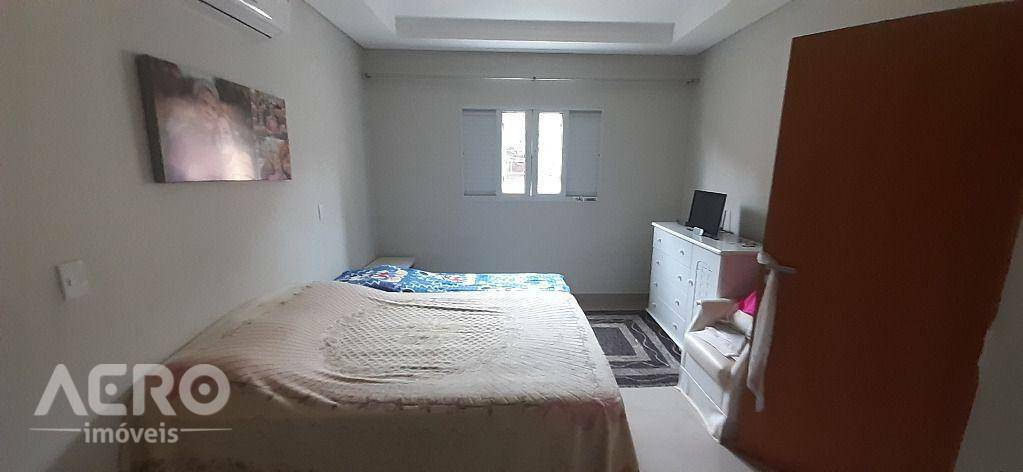 Casa à venda com 3 quartos, 169m² - Foto 32