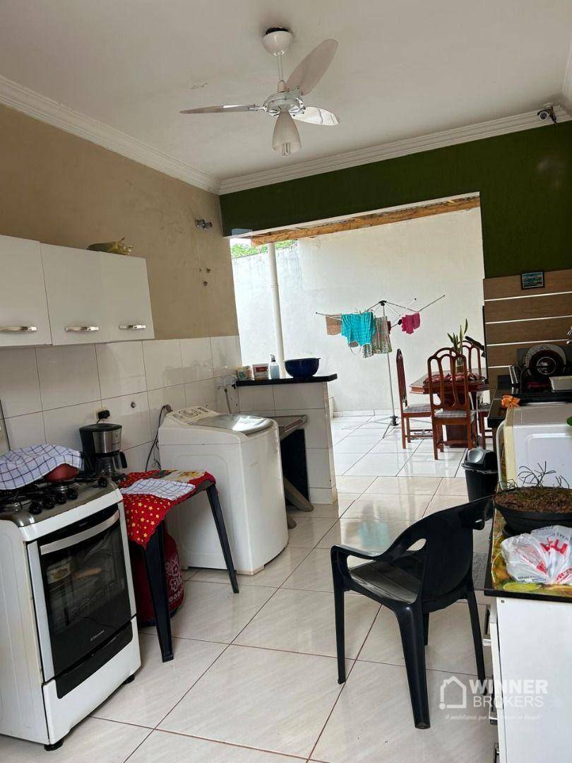 Casa à venda com 3 quartos, 100m² - Foto 10