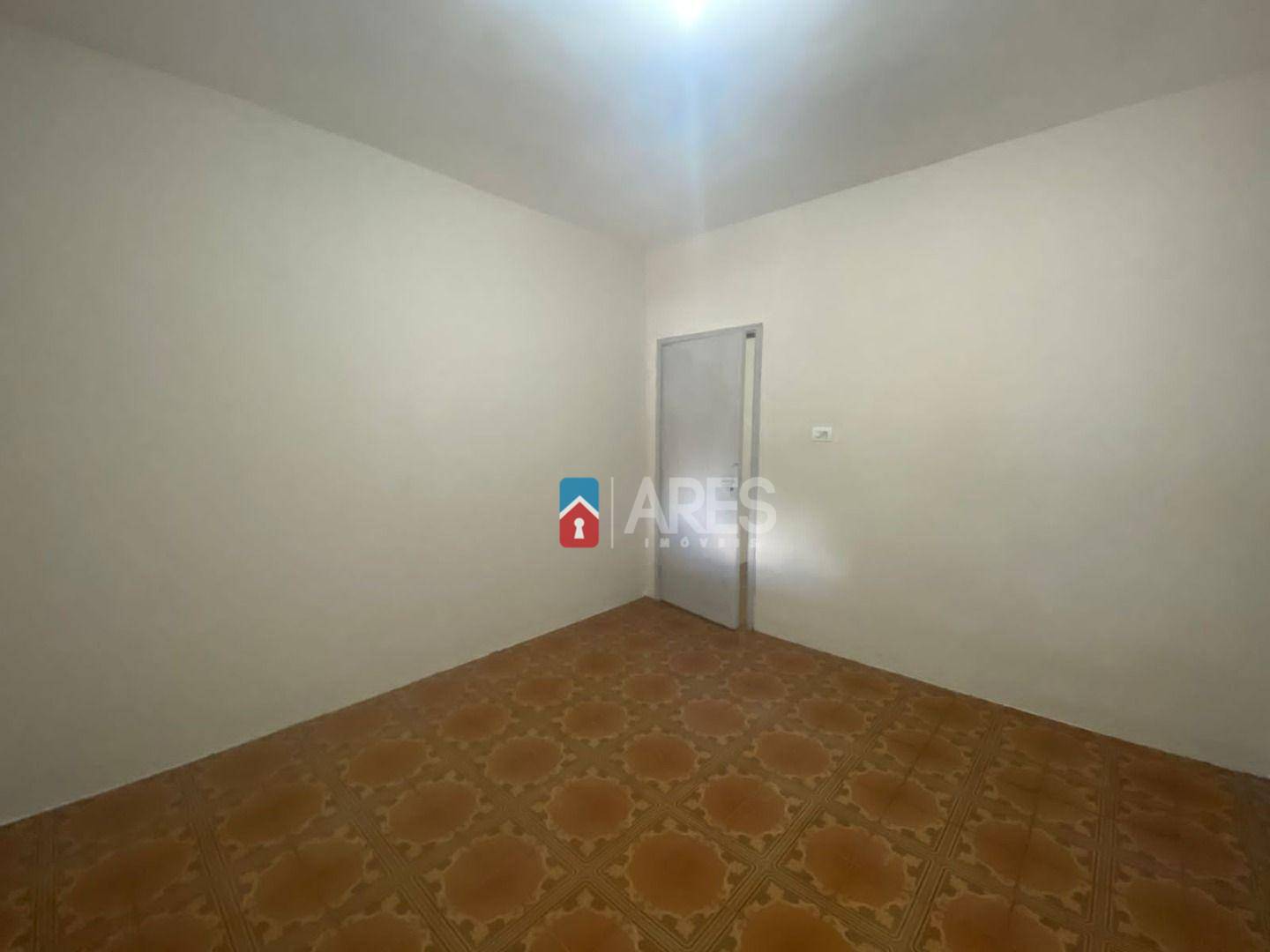 Casa à venda com 2 quartos, 88m² - Foto 15