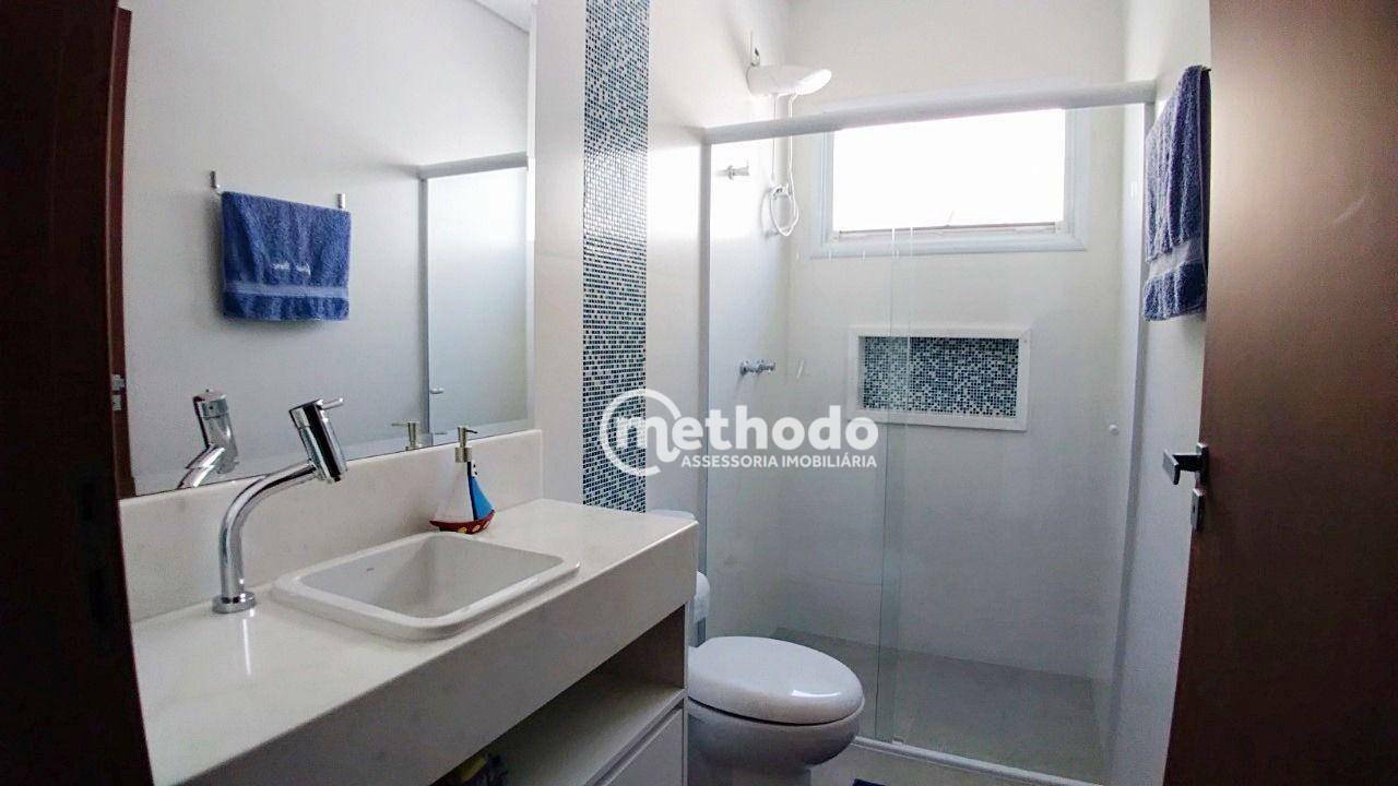 Casa de Condomínio à venda com 4 quartos, 330m² - Foto 9